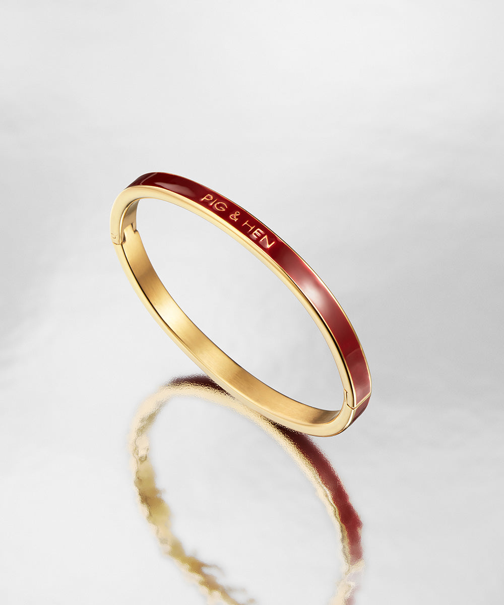 Maya Lou Aura Velvet Red | Gold